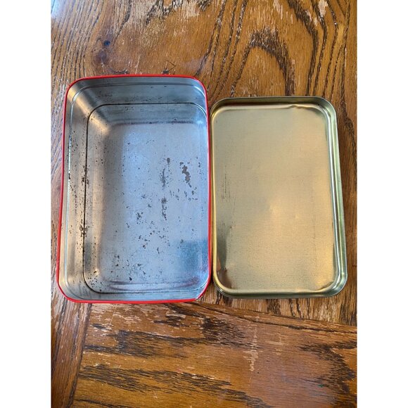 Vintage Christmas Tin Winter Snowy Houses Scene Colorful Christmas - Picture 4 of 6